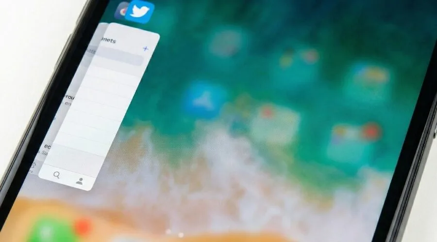 Swiping the App Card Up